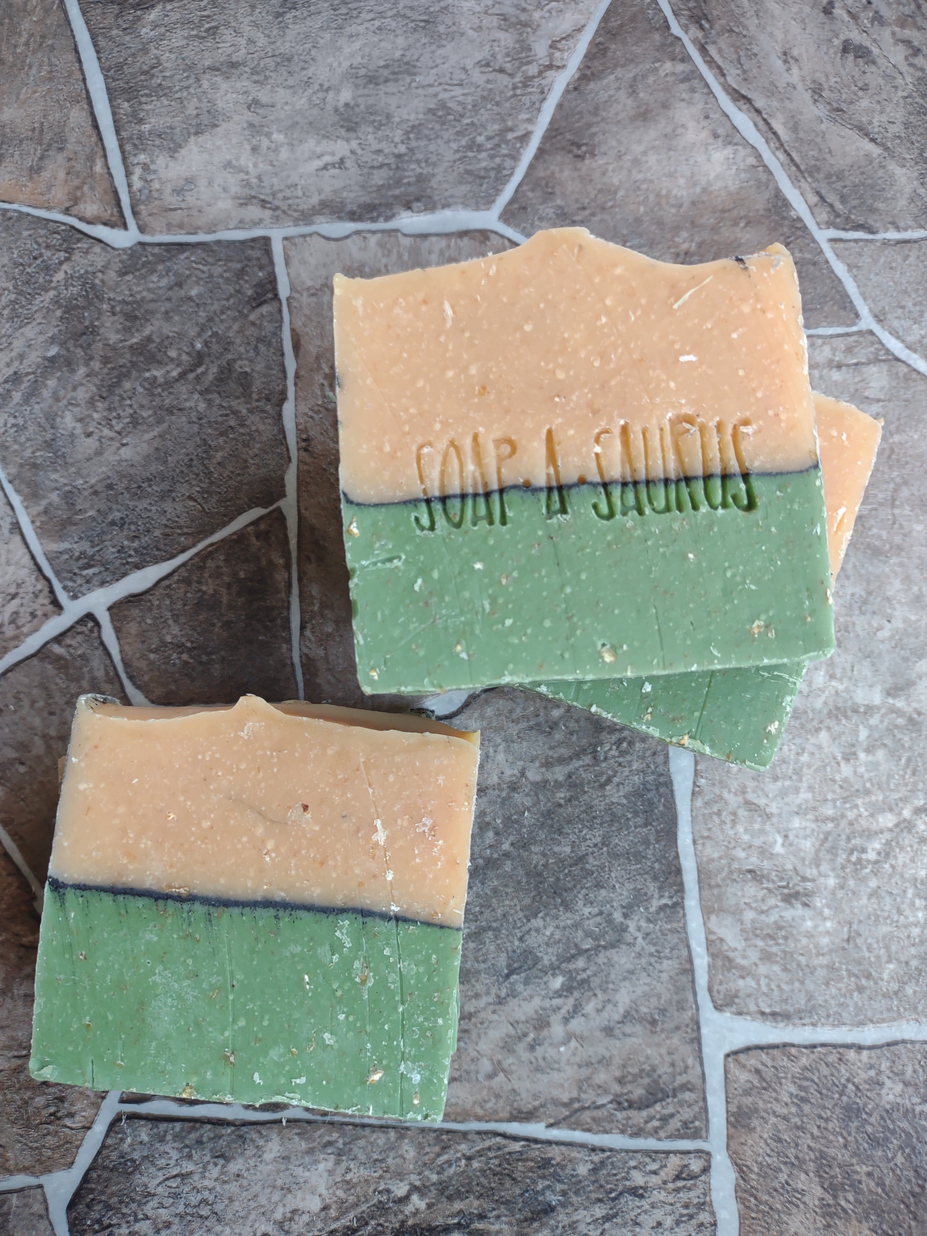 Sarah's Soap·A·Saurus l Skincare by Hippies, for Hippies