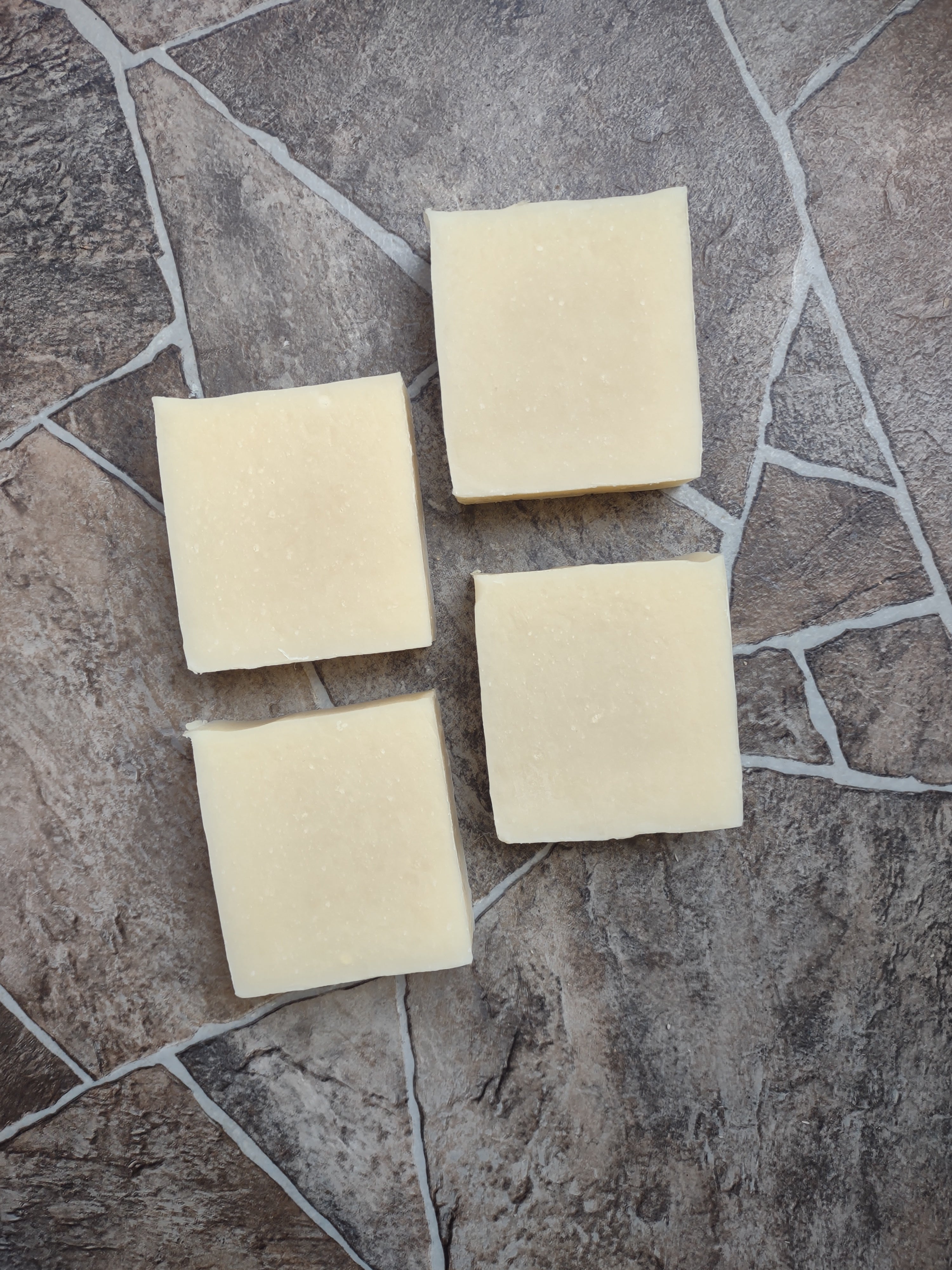 Rice Water Jasmine Chamomile Shampoo Bar